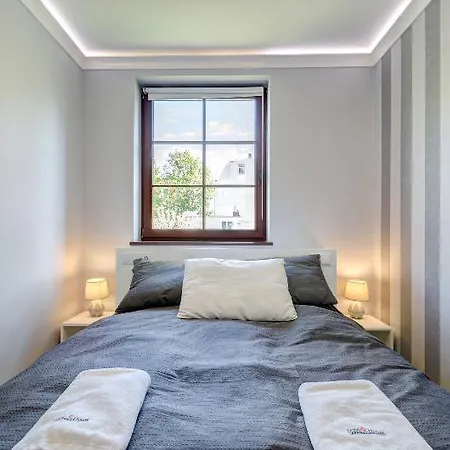 Dom & House - Karlikowska מלון סופוט