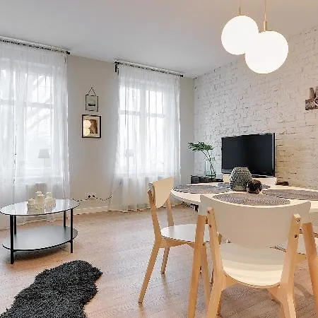 Dom & House - Karlikowska סופוט