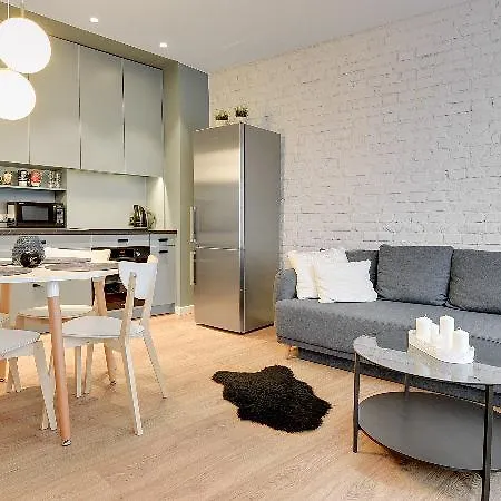 Dom & House - Karlikowska מלון