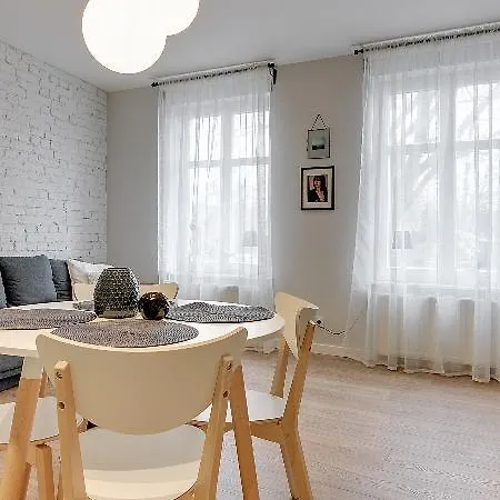 מלון Dom & House - Karlikowska *