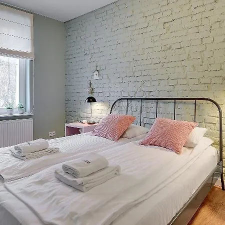 Dom & House - Karlikowska מלון