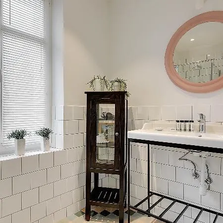 מלון Dom & House - Karlikowska סופוט